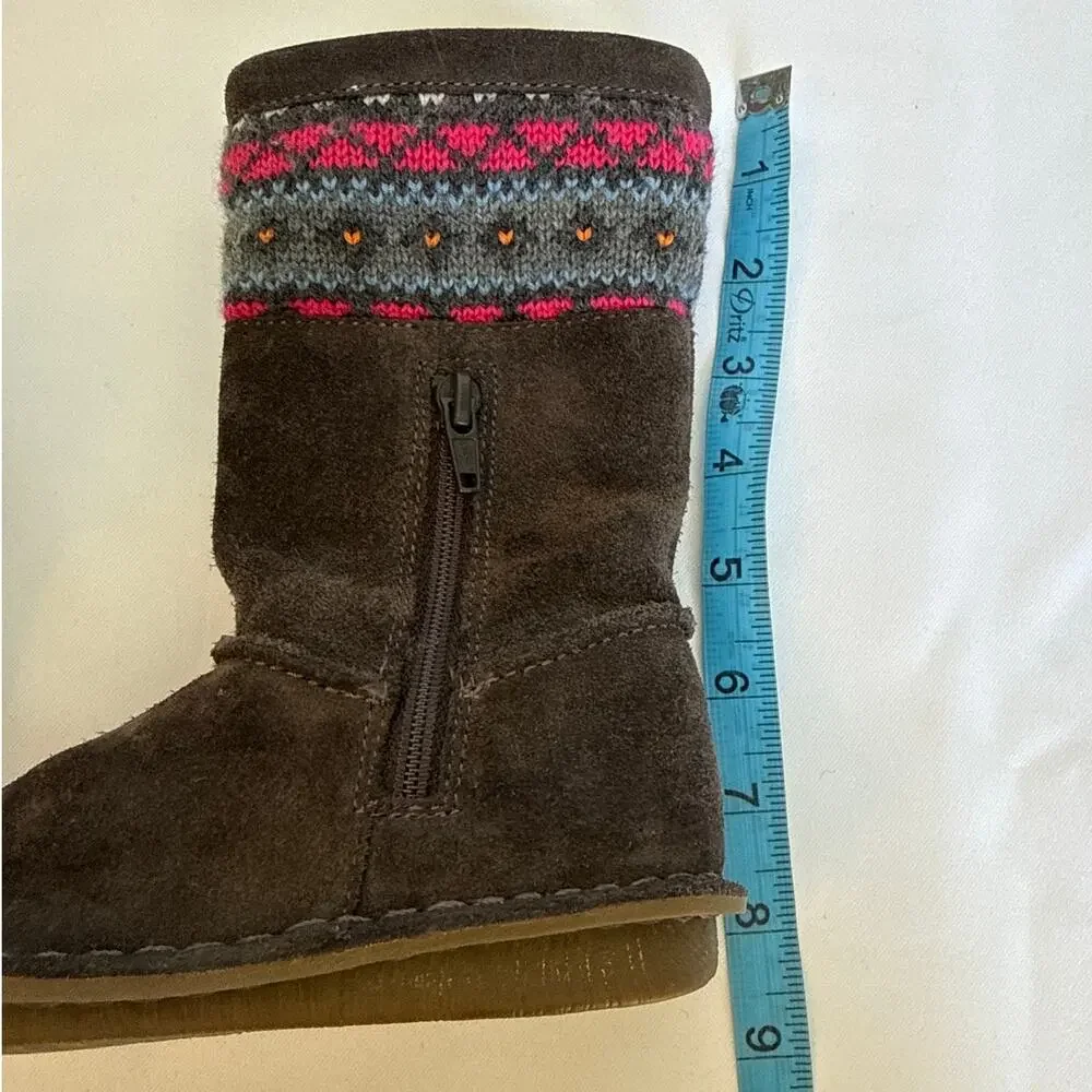 Clarks Faux Furr Lined Boots Gray Fair-Isle Knitted Cuff Snuggle Love Girls 8.5